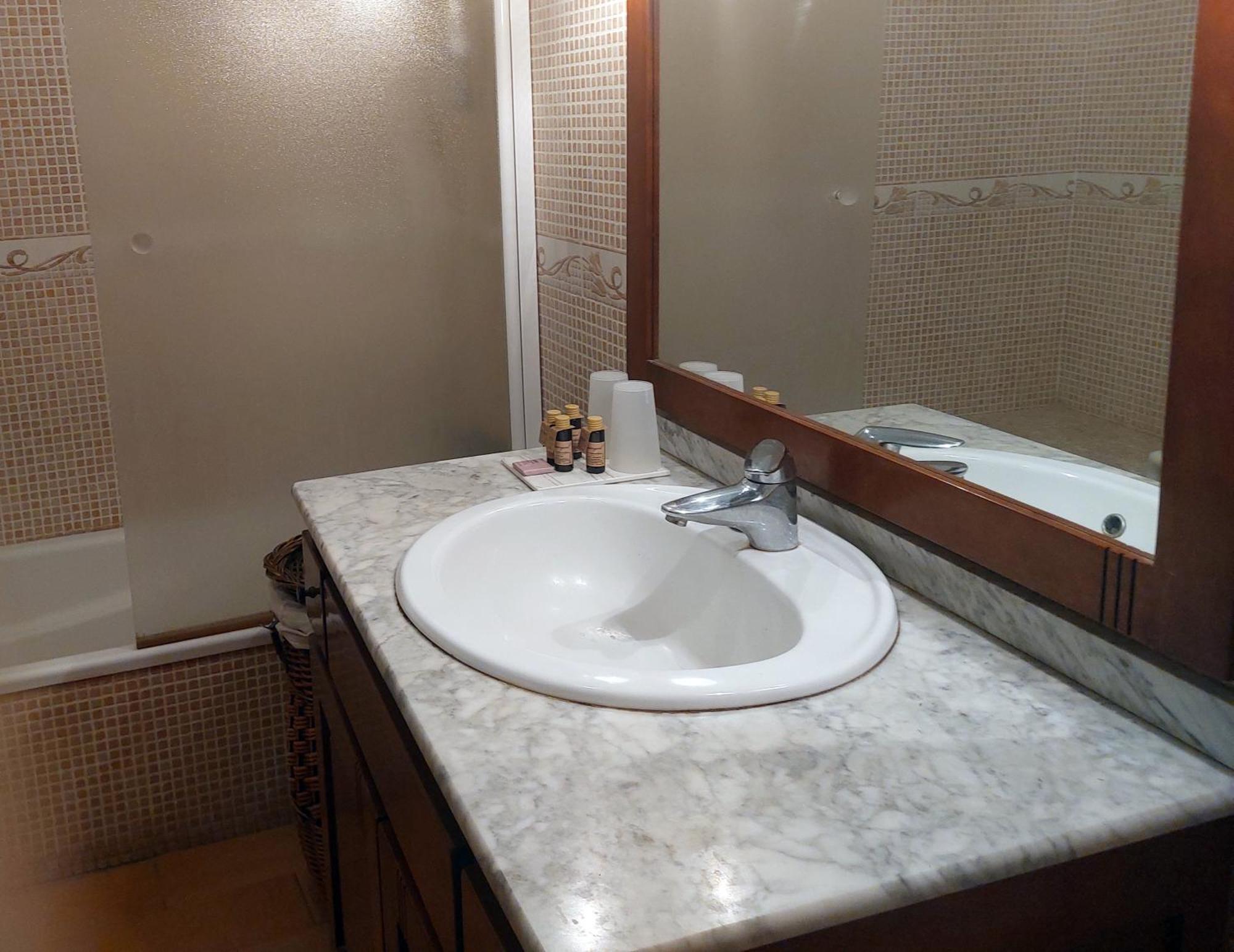 Apartamentos San Salvador Parking Gratis Mérida Luaran gambar